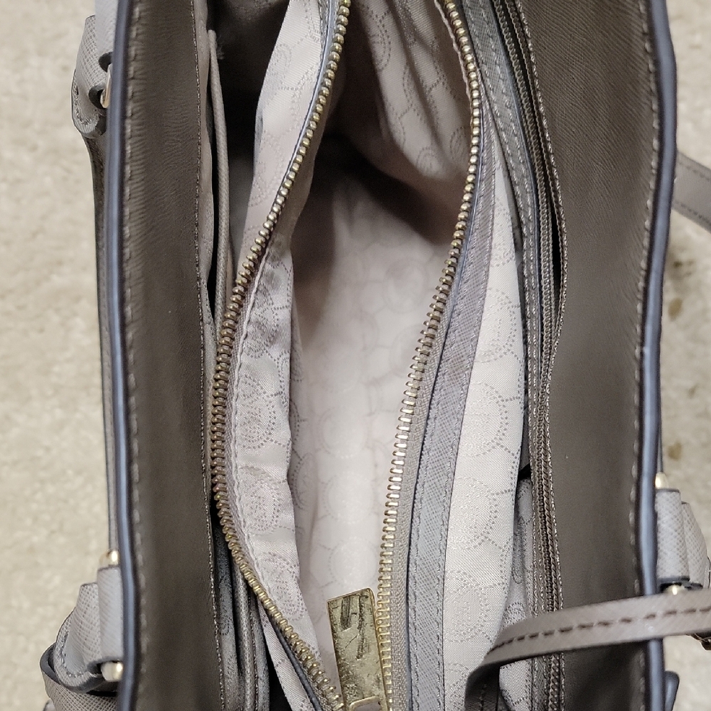 Michael Kors Gray Handbag - Picture 2 of 4